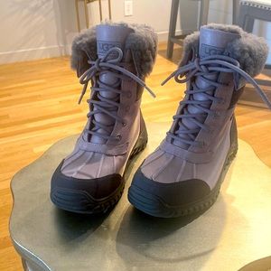 Ugg winter boots Vibram